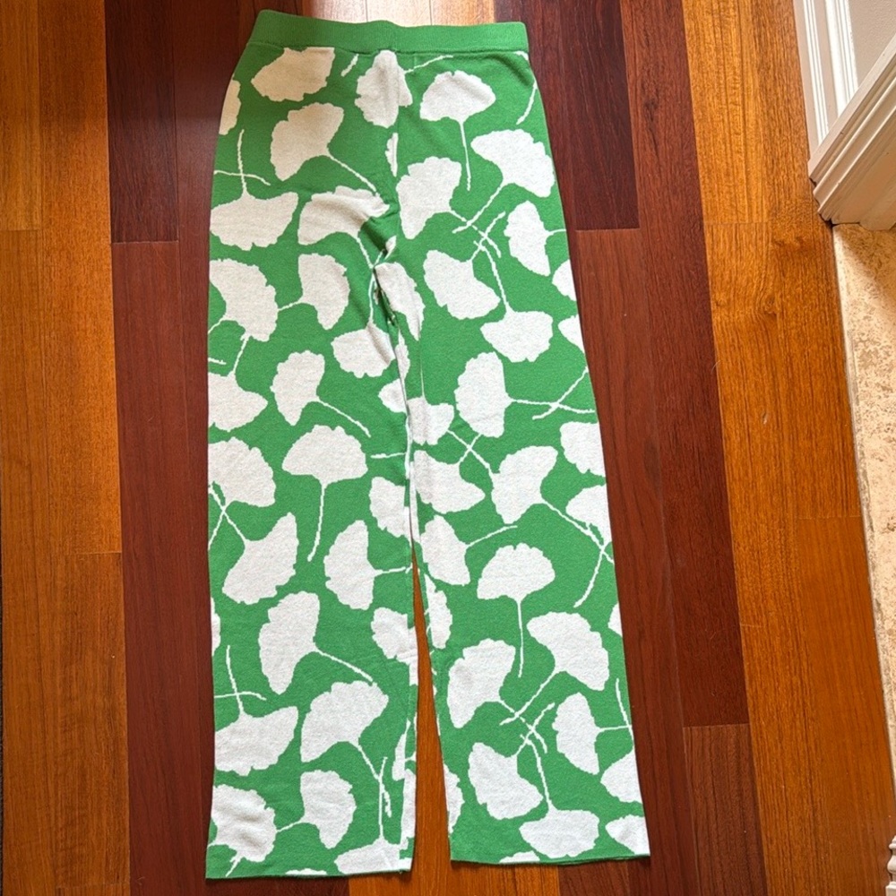 Diane Von Furstenberg x Target |Green and White Knit Pants | Size Small - Picture 3 of 3